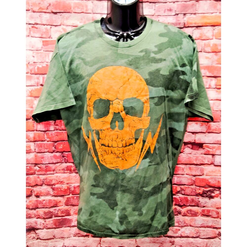 Gildan T-Shirt Men's XL Green Skull Flash Thunder Graphic Short Sleeve Pullover